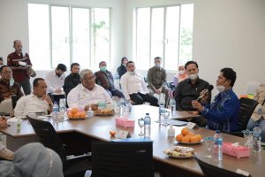 Tindak Lanjuti Visi Presiden RI, Kepala BKPM Dorong Industri Aspal Buton untuk Tekan Impor