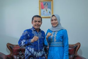 SMAN 1 Pasarwajo Angkatan 2000 Dukung Waode Berlian di Lida Indosiar