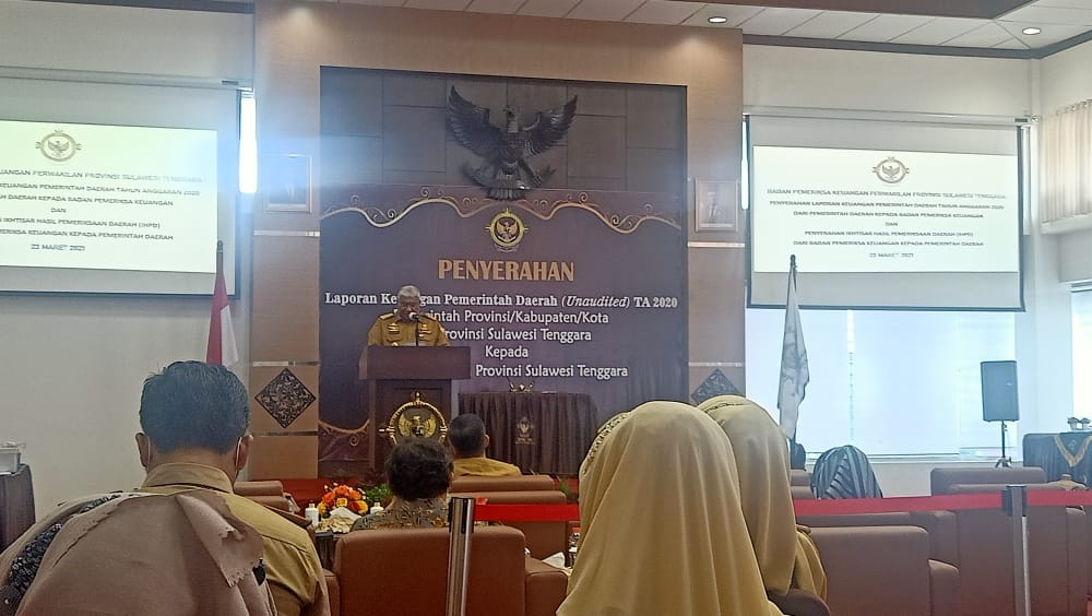 Serahkan LKPD ke BPK, Gubernur Ali Mazi Optimis Pertahankan WTP