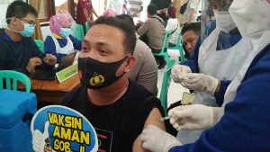 125 Anggota Polres Baubau Melakukan Vaksinasi Tahap Pertama