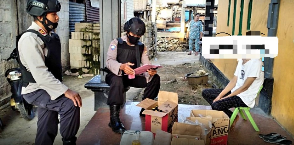 Operasi Pekat, Polisi Amankan Puluhan Liter Miras