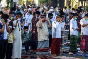 MUI: Shalat Idul Fitri Sebaiknya di Rumah lebaran