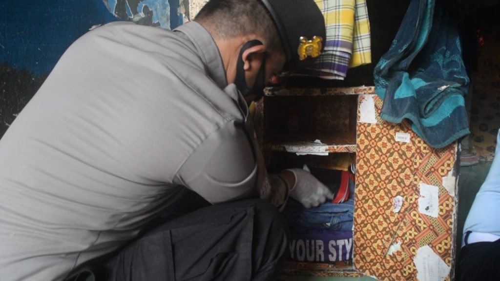 Geledah Lapas Baubau, Puluhan Petugas Gabungan Temukan Benda Tajam