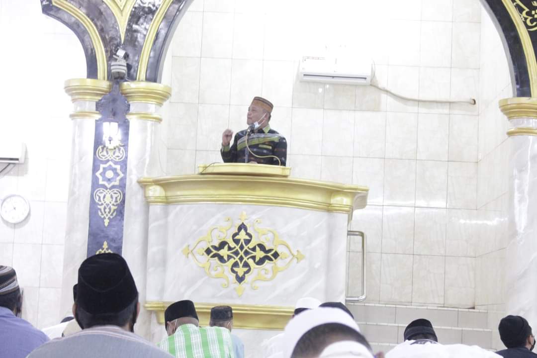 Ceramah di Mesjid Agung Sekda Ingatkan Pentingnya Kejujuran