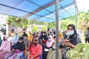 Wali Kota Kendari Serahkan Bantuan Modal Kepada 55 Pelaku UMKM