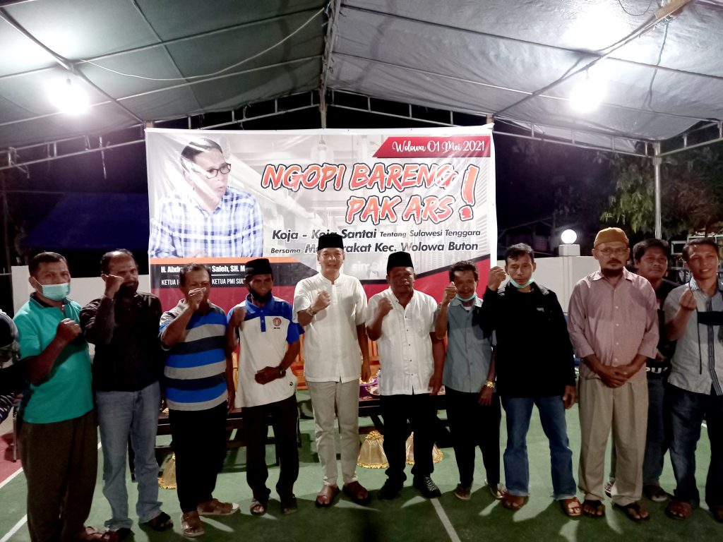Masyarakat Wolowa Gelar Acara Ngopi Bareng Abdurrahman Shaleh