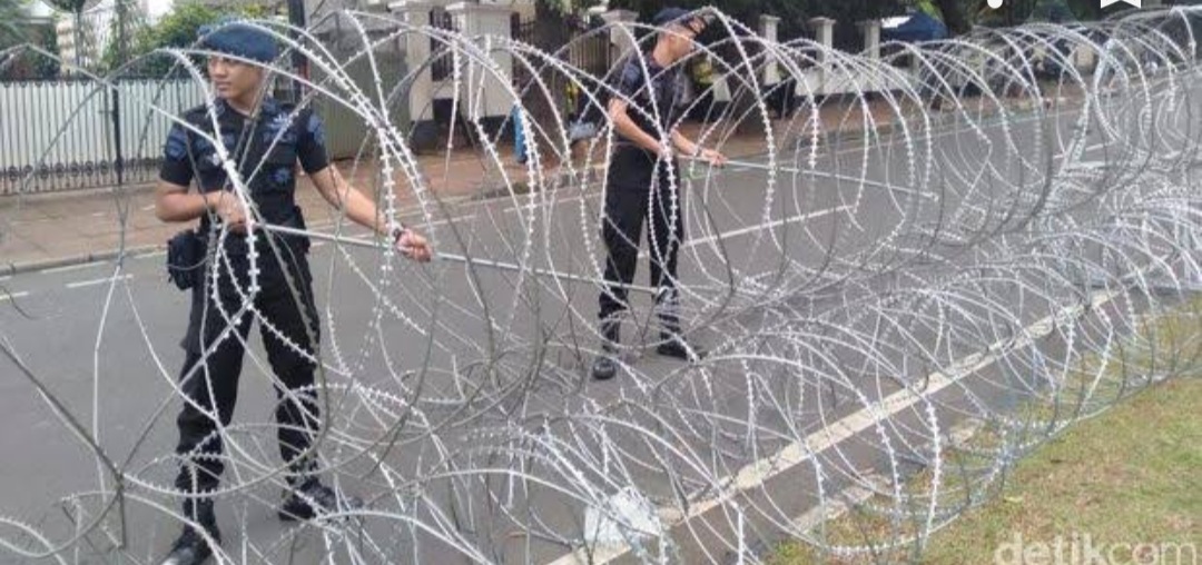 Kasat Lantas : "Tidak Ada Pagar Kawat Pembatas di Jalan Masuk Buton"