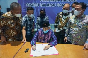 Pemkot Baubau dan Bank Sultra Tanda Tangani Perjanjian Kredit Pembangunan Daerah