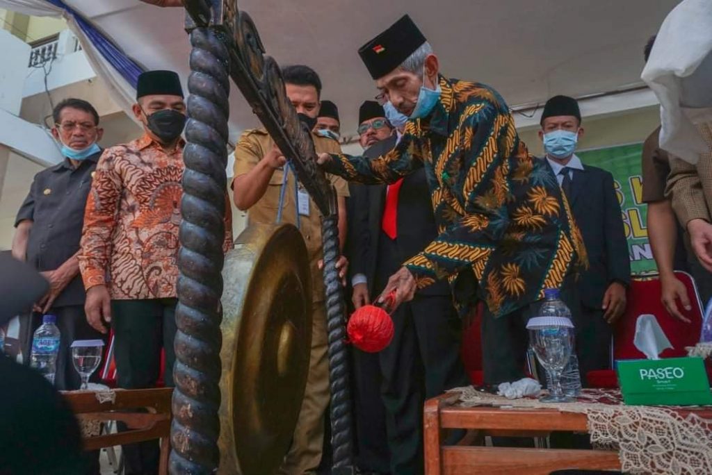 Hadiri Dies Natalis UMU Buton, AS Tamrin Paparkan Wawasan Kebangsaan