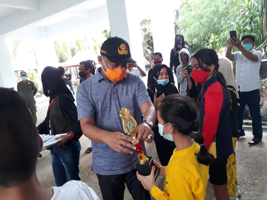 Roni Muhtar Tutup Kejuaraan Sepatu Roda Wali Kota Baubau Cup 1