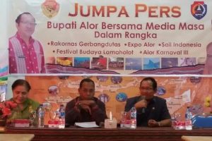 Video Viral Bupati Alor Marah terhadap Menteri Risma dan Usir Staf Kemensos