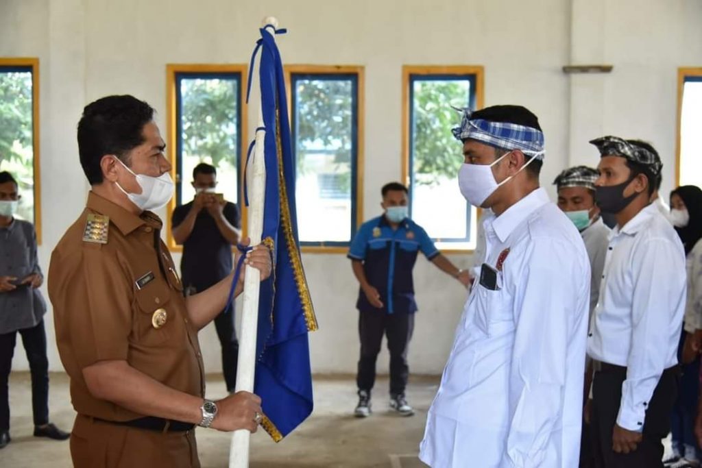 Bupati Buton Lantik Pengurus Karang Taruna Kecamatan Lasalimu