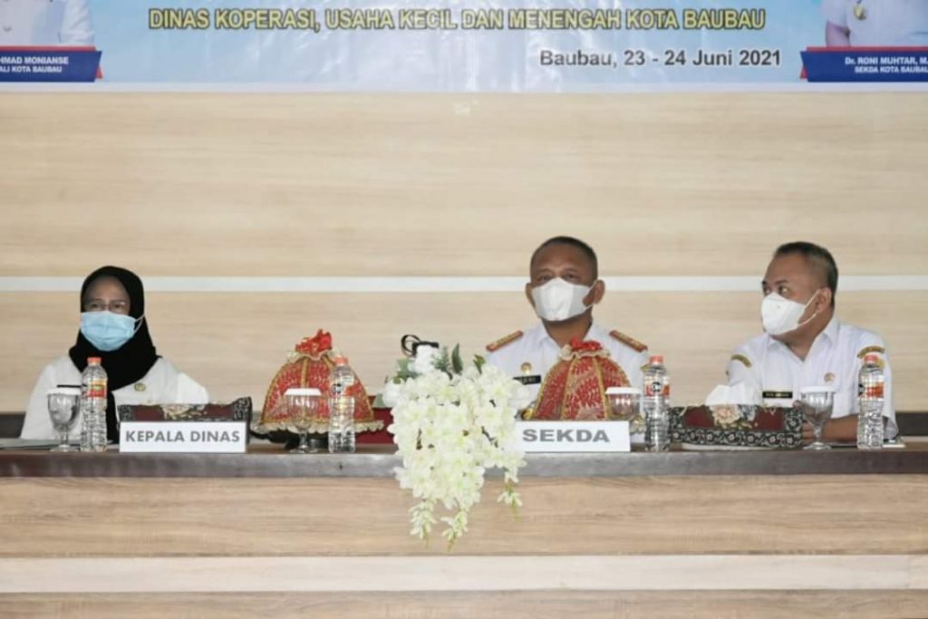 Dr. Roni Muhtar : Tekan Angka Pengangguran Dengan Berwirausaha