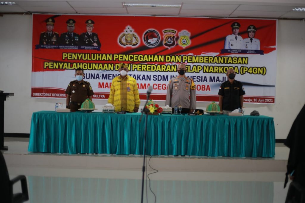 Polda Sultra Sosialisasikan Pencegahan dan Pemberantasan Penyalahgunaan Narkoba di Kantor Bupati Buton