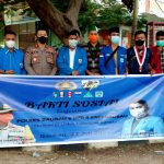 Polres Baubau bersama KNPI dan OKP Bagikan Sembako ke Lansia