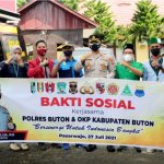 Gandeng Ormas,Polres Buton Bagikan Sembako Kepada Masyarakat Terdampak PPKM