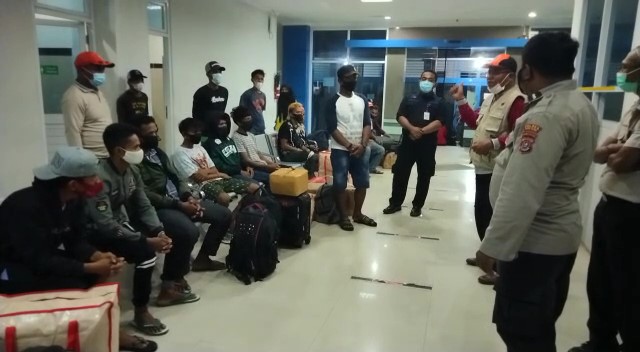 31 Penumpang Kapal Pelni yang Turun Di Pelabuhan Baubau Ditemukan Gunakan Surat Vaksin dan Antigen Palsu