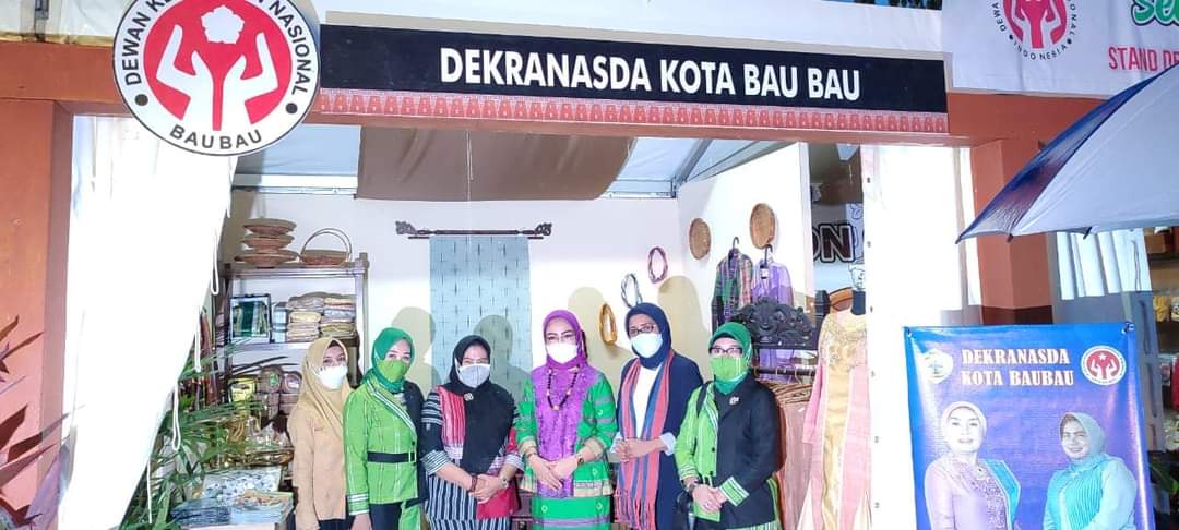 Dekranasda Baubau Tampilkan Hasil Kerajinan Masyarakat Pada Sultra Expo