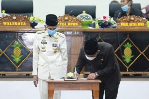 Perda Tentang Pertanggungjawaban dan Pelaksanaan APBD Baubau Tahun 2020 Ditetapkan