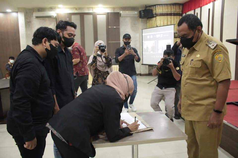 La Ode Ahmad Monianse Lantik Pengurus YES Cabang Baubau