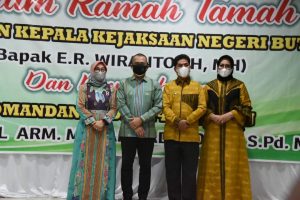Bupati Gelar Acara Pelepasan Kajari Buton