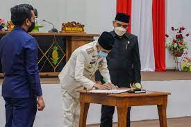 DPRD Baubau Sepakati Perda Perubahan OPD