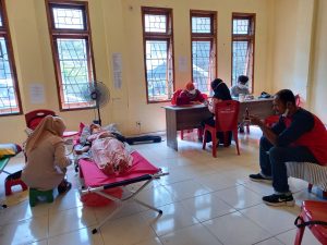 Sukses Pelaksanaan Donor Darah, Laode Rafiun :”Semoga Bisa Membantu Masyarakat,”