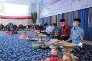 Peringati 10 Muharam, Pemkot Baubau Gelar Ritual Pakandeana Anaana maelu