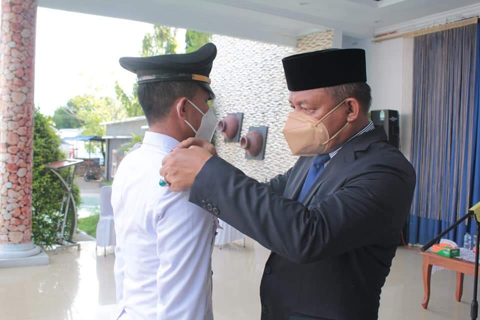Lantik 9 Pejabat Eselon, Sekda Kota Baubau Tekankan Pentingnya Loyalitas