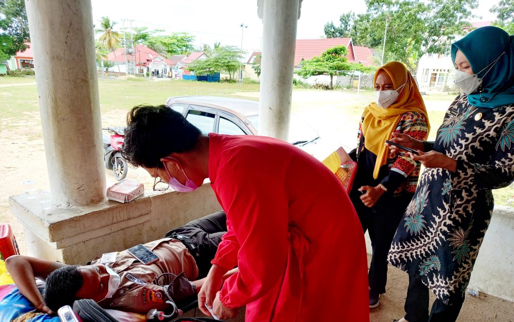 Bersama PMI Buton, Kelurahan Kambula-Bulana Gelar Donor Darah