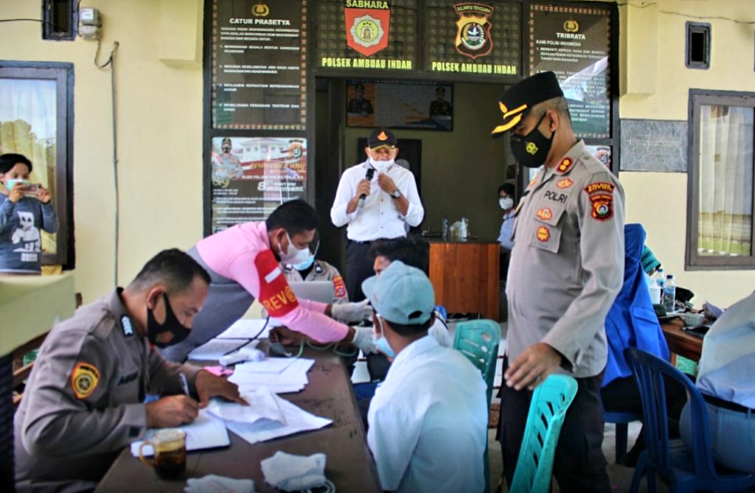 Armada Gerai Vaksininasi Keliling Polres Buton Sasar Daerah Terpencil