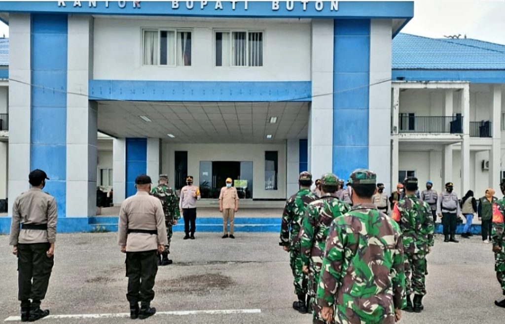 Kapolres Buton Pimpin Apel Kesiapsiagaan Tim Satgas Covid-19