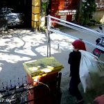 Viral, Lima Ibu-Ibu Pemulung Di Baubau Terekam CCTV Jarah Rumah Warga