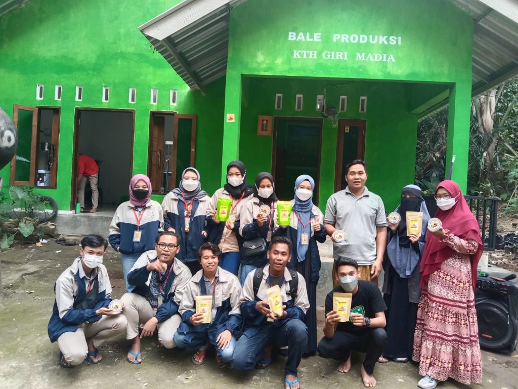 KKN MAs, Mahasiswa Gelar Program Kerja Pengembangan UMKM Desa di Lombok Barat