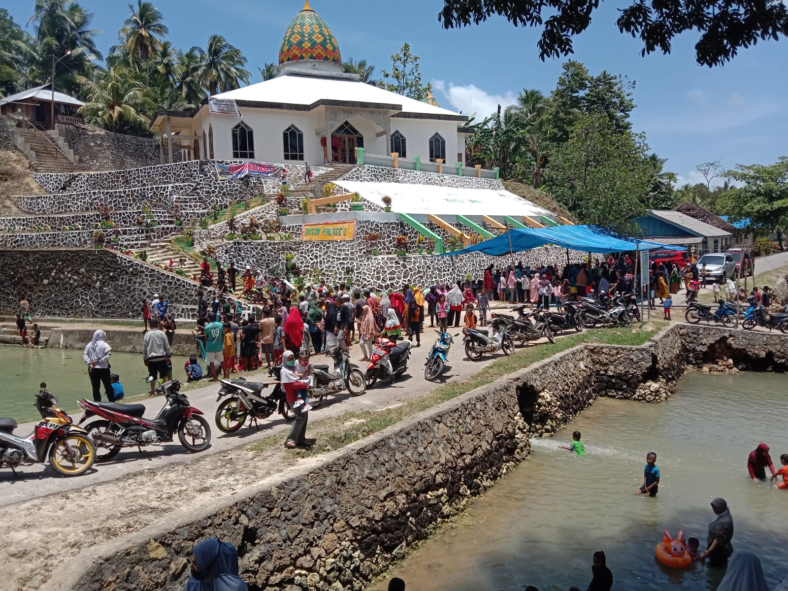 Sukses Tuan Rumah KBK PMI, Masyarakat Desa Matanauwe Gelar Syukuran