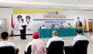 Pemkab Buton Terima Penghargaan dan Plakat dari Kementrian Keuangan RI