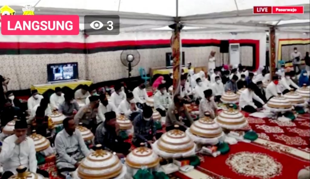 Ta’ziyah Malam Ketujuh Ratusan Tamu Doakan Almarhumah Ibunda Gubernur