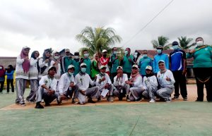 Sambut Hari Sumpah Pemuda, Mahasiswa KKA UMB dan Pemerintah Kelurahan Holimombo Gelar Lomba