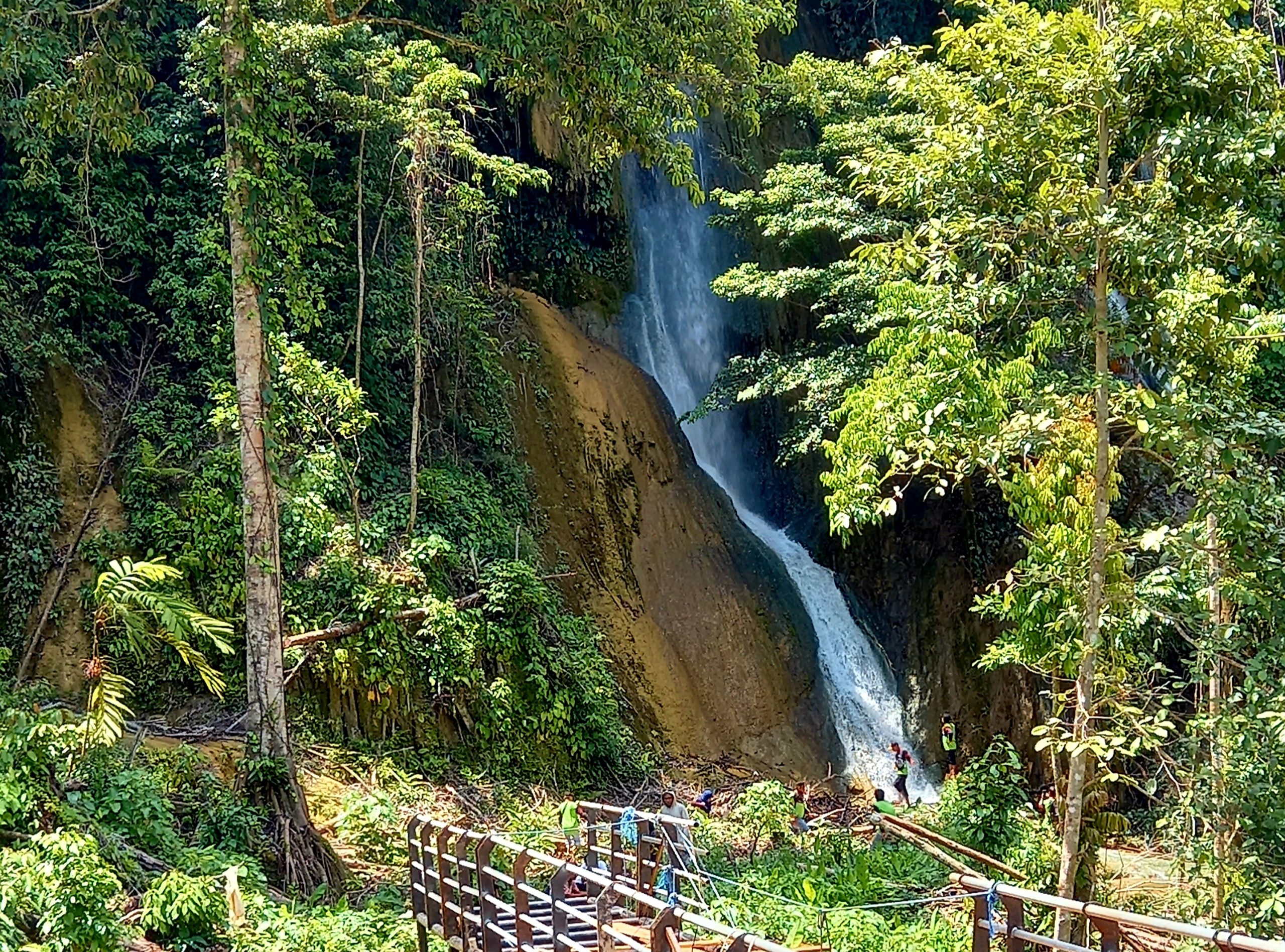 Dispar Buton Kembangkan Obyek Wisata Air Terjun Kahau-Hauna Kancinaa