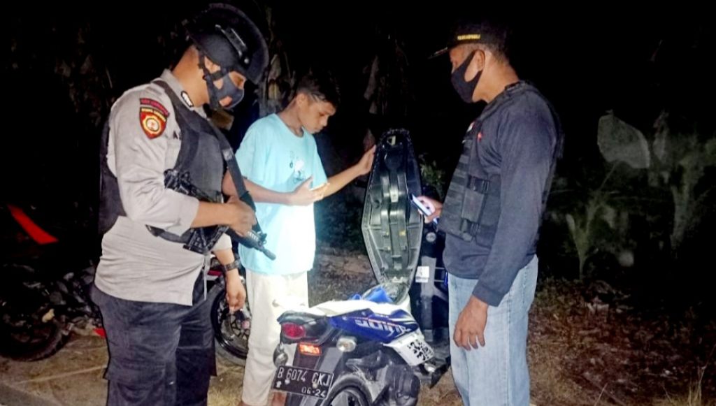 Cegah Kriminalitas, Polsek Sampuabalo Gelar Operasi Cipkon