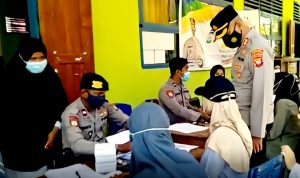 Hari Sumpah Pemuda,Polres Buton Bersama Badan Intelijen Negara Gelar Vaksinasi di SMA N 1 Buton