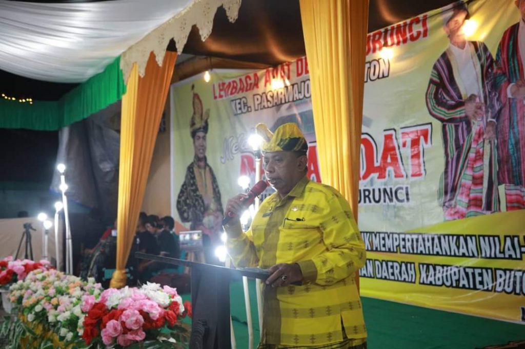 Hadiri Pesta Adat di Laburunci, Asisten I Apresiasi Warga yang Mematuhi Prokes