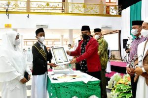 Hadiri Wisuda Tahfidz, Wawali Baubau : Generasi Qurani Gerbang Menuju Kemakmuran