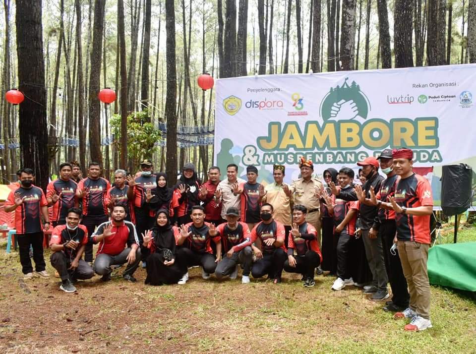 Roni Muhtar : Pemuda Baubau Harus Selalu Kompak