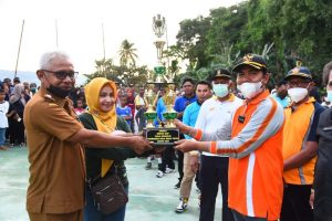 Turnamen Bola Voli Cup I Resmi di Tutup, KT Pasarwajo dan Wabula Boyong Piala Turnamen Bola Voli Cup I Resmi di Tutup, KT Pasarwajo dan Wabula Boyong Piala