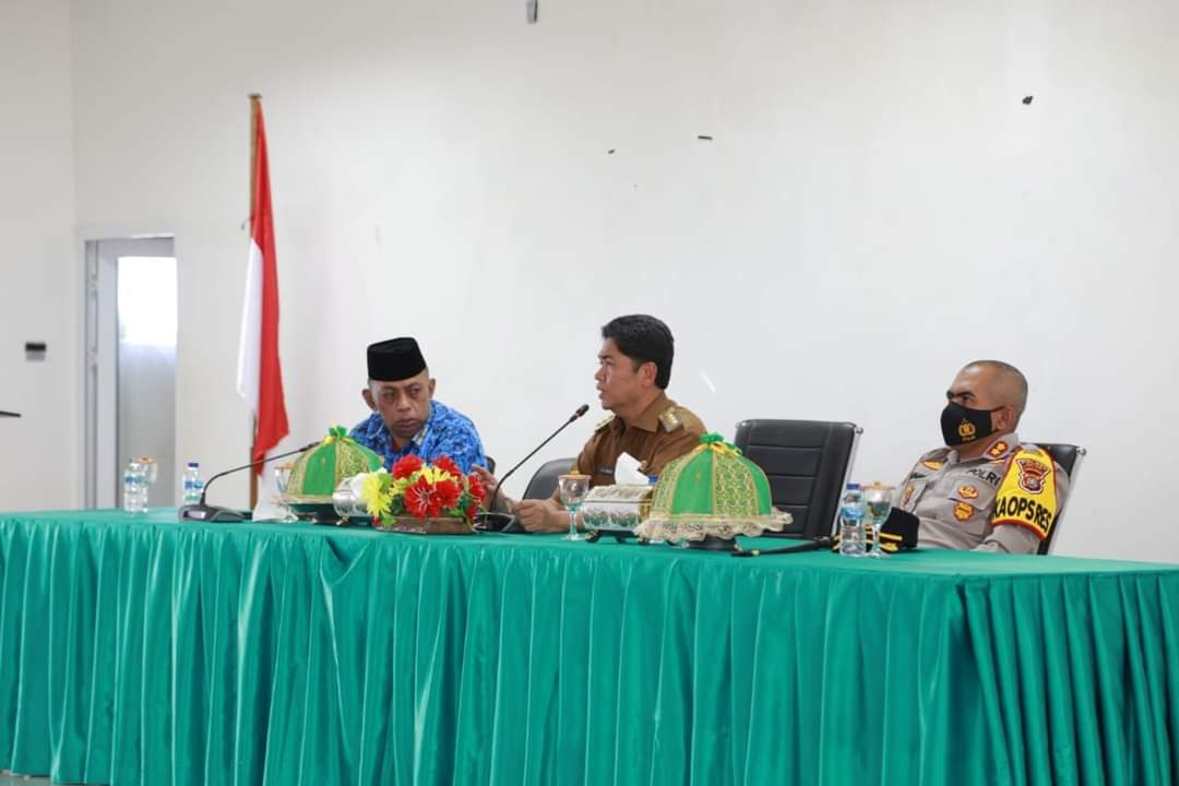 Target 1012 Dosis Vaksin Perhari, Bupati Intruksikan Camat, Lurah dan Kades Proaktif