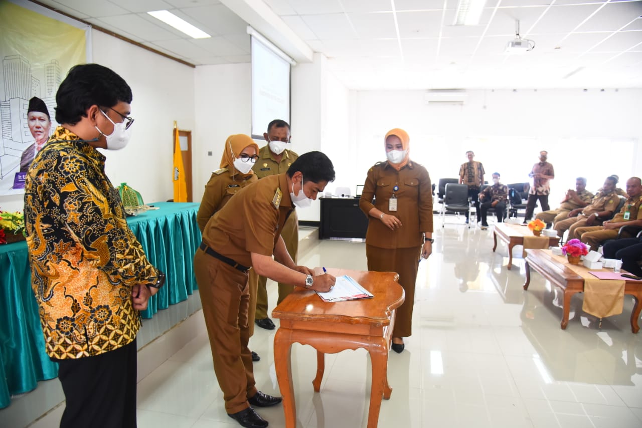 Bupati Buton Resmi Menutup Bimtek Smart City