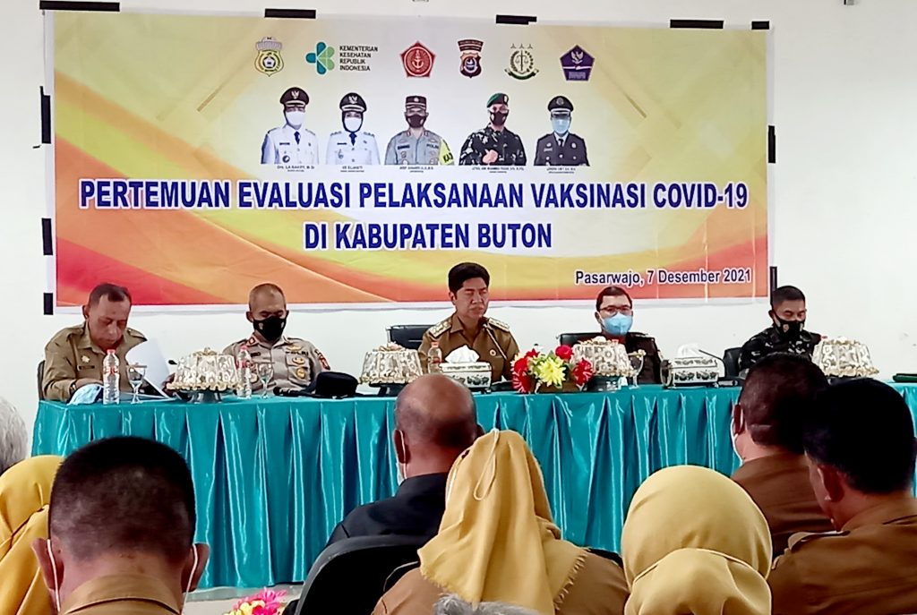 Intruksi Presiden, Penolak Vaksin Tak Dapat Bansos