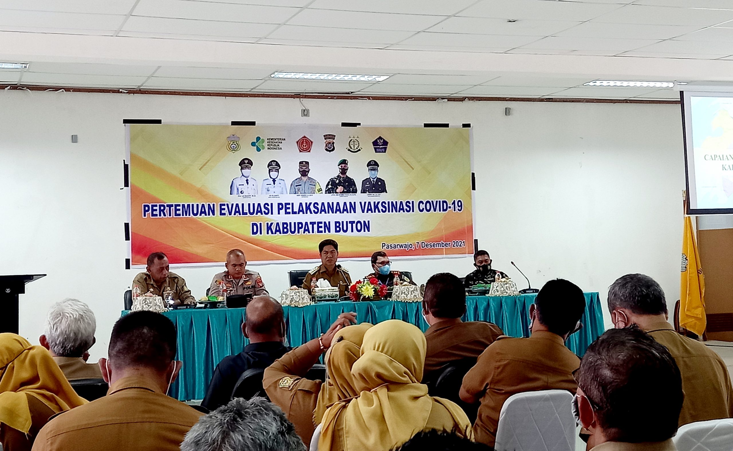 Kejar Hard Immunity, Bupati Buton Minta Optimalkan Peran RT/RW