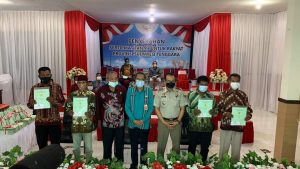 Warga Buton Selatan Terima 2.026 Sertifikat Tanah